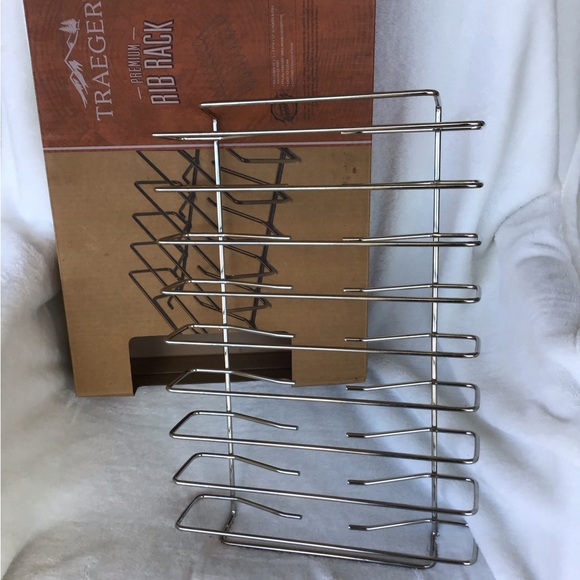 Traeger Rib Rack for BBQ Grilling - Picture 1 of 3